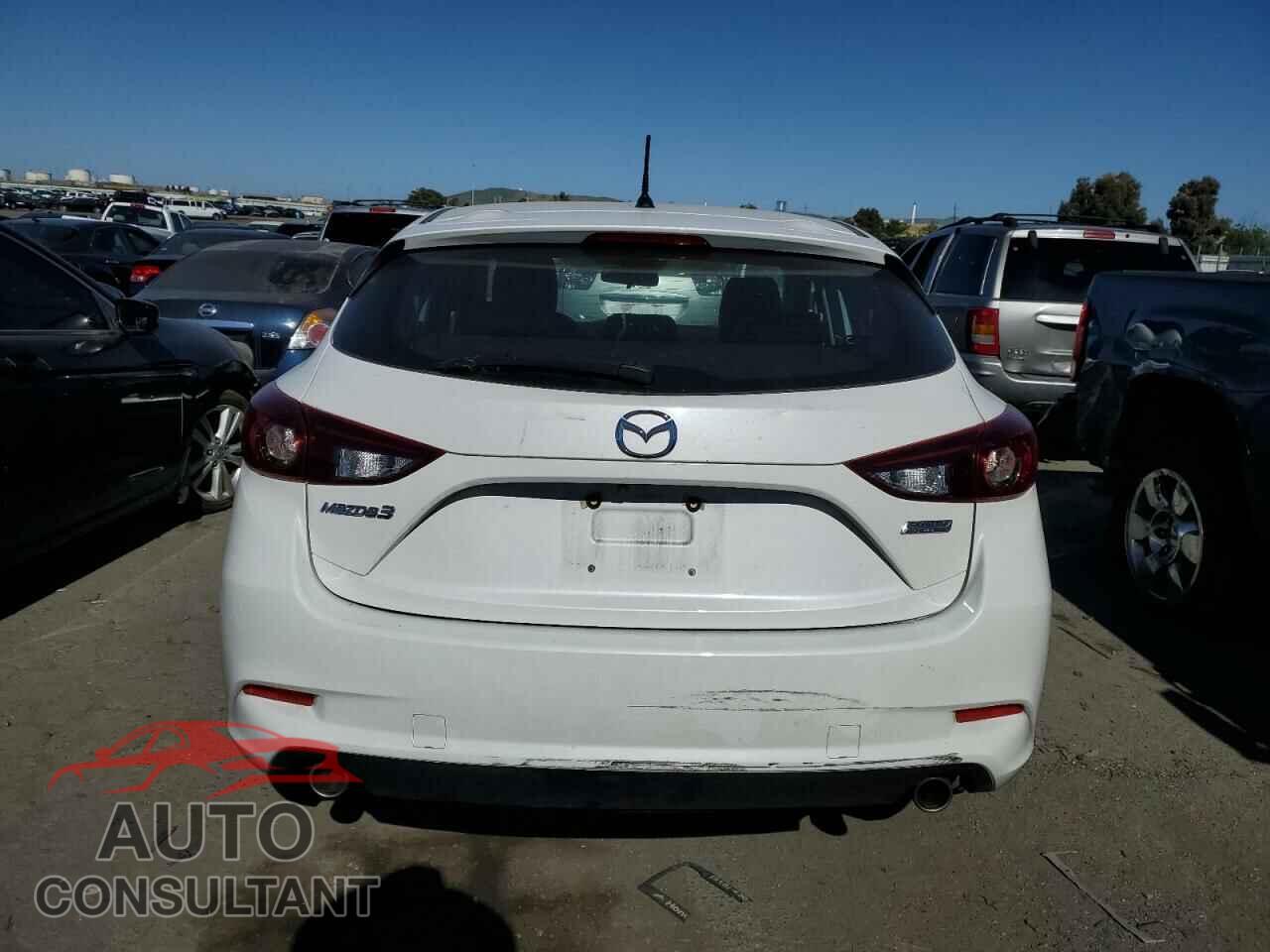 MAZDA 3 2017 - JM1BN1L70H1103563