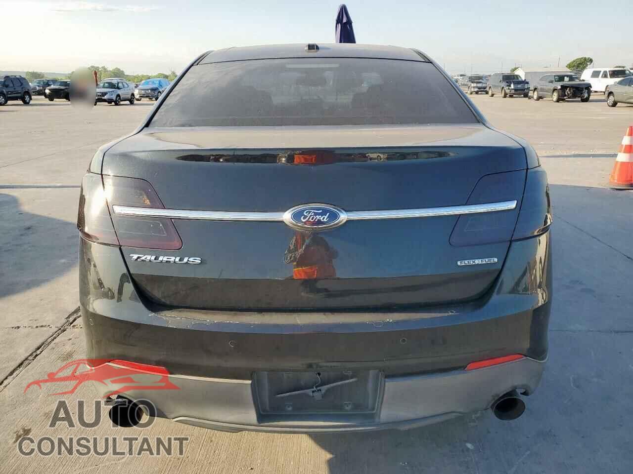 FORD TAURUS 2013 - 1FAHP2F84DG104520