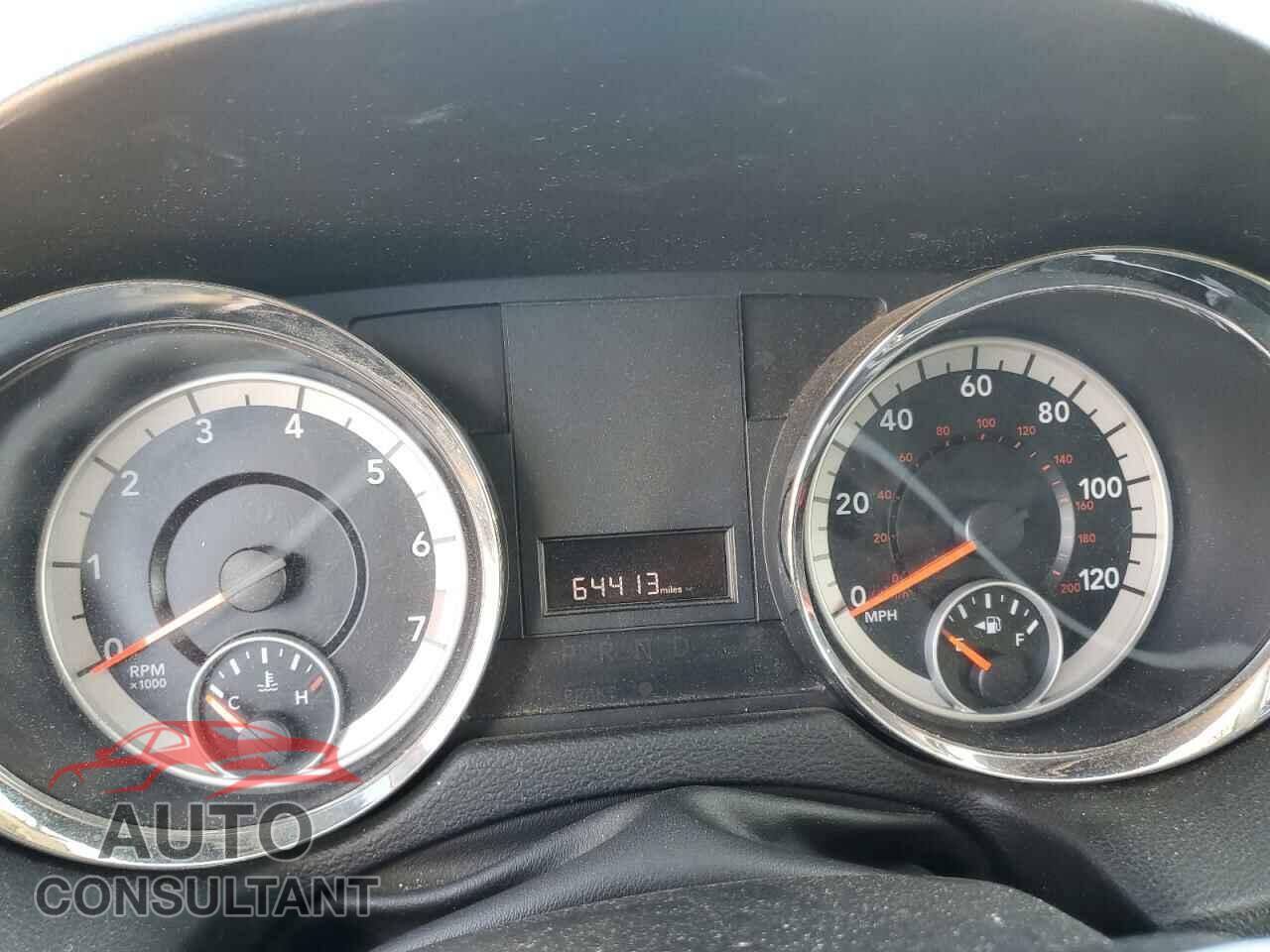 DODGE CARAVAN 2011 - 2D4RN4DG2BR764046