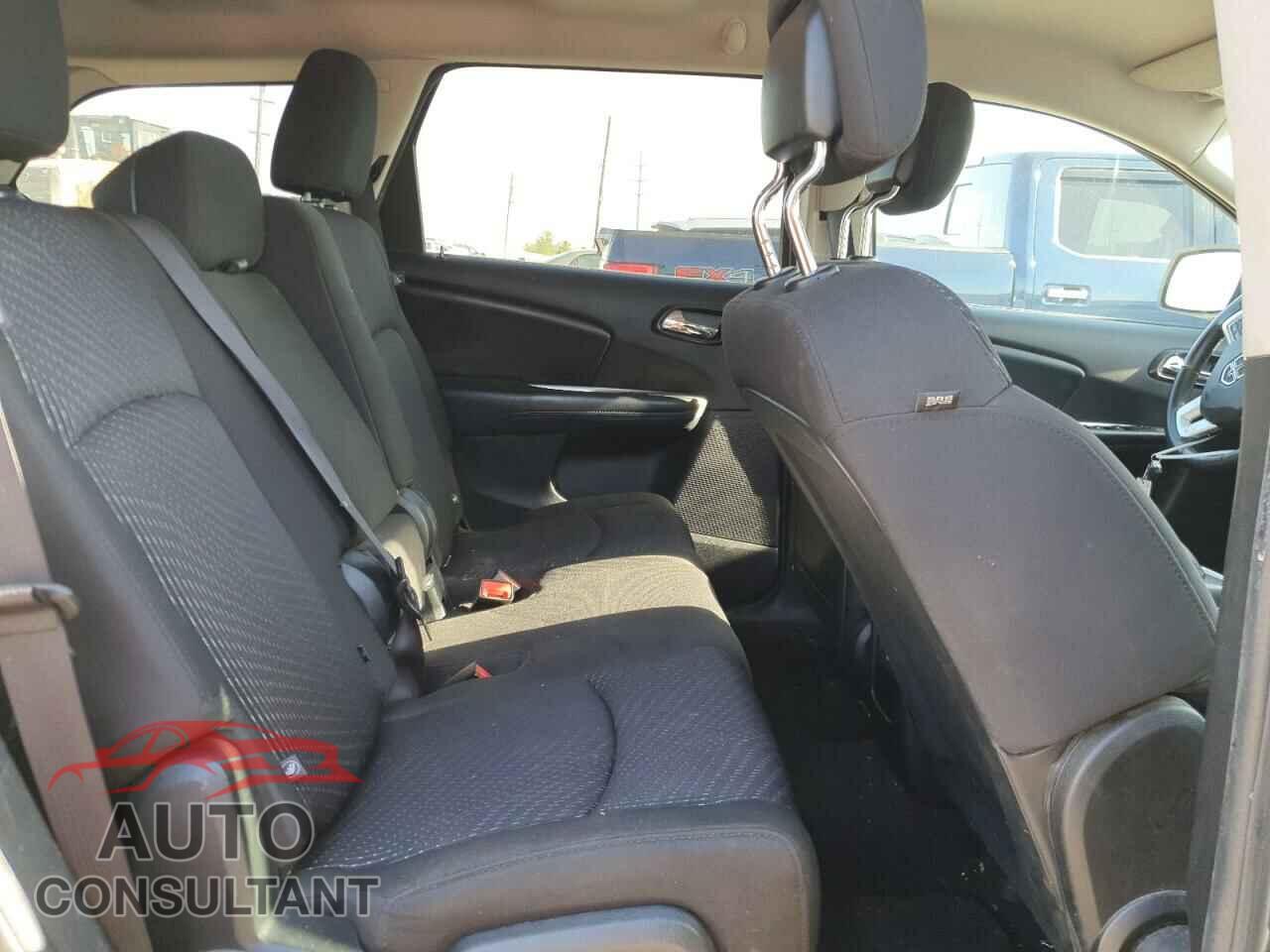 DODGE JOURNEY 2017 - 3C4PDCBB5HT587586