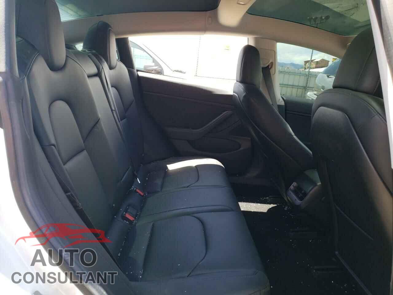TESLA MODEL 3 2018 - 5YJ3E1EA0JF009998
