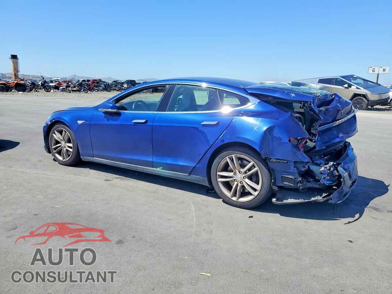 TESLA MODEL S 2015 - 5YJSA1E20FF116413