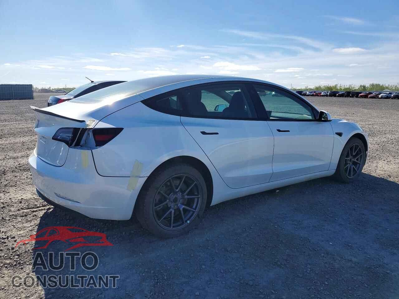 TESLA MODEL 3 2023 - LRW3E1FA7PC843168