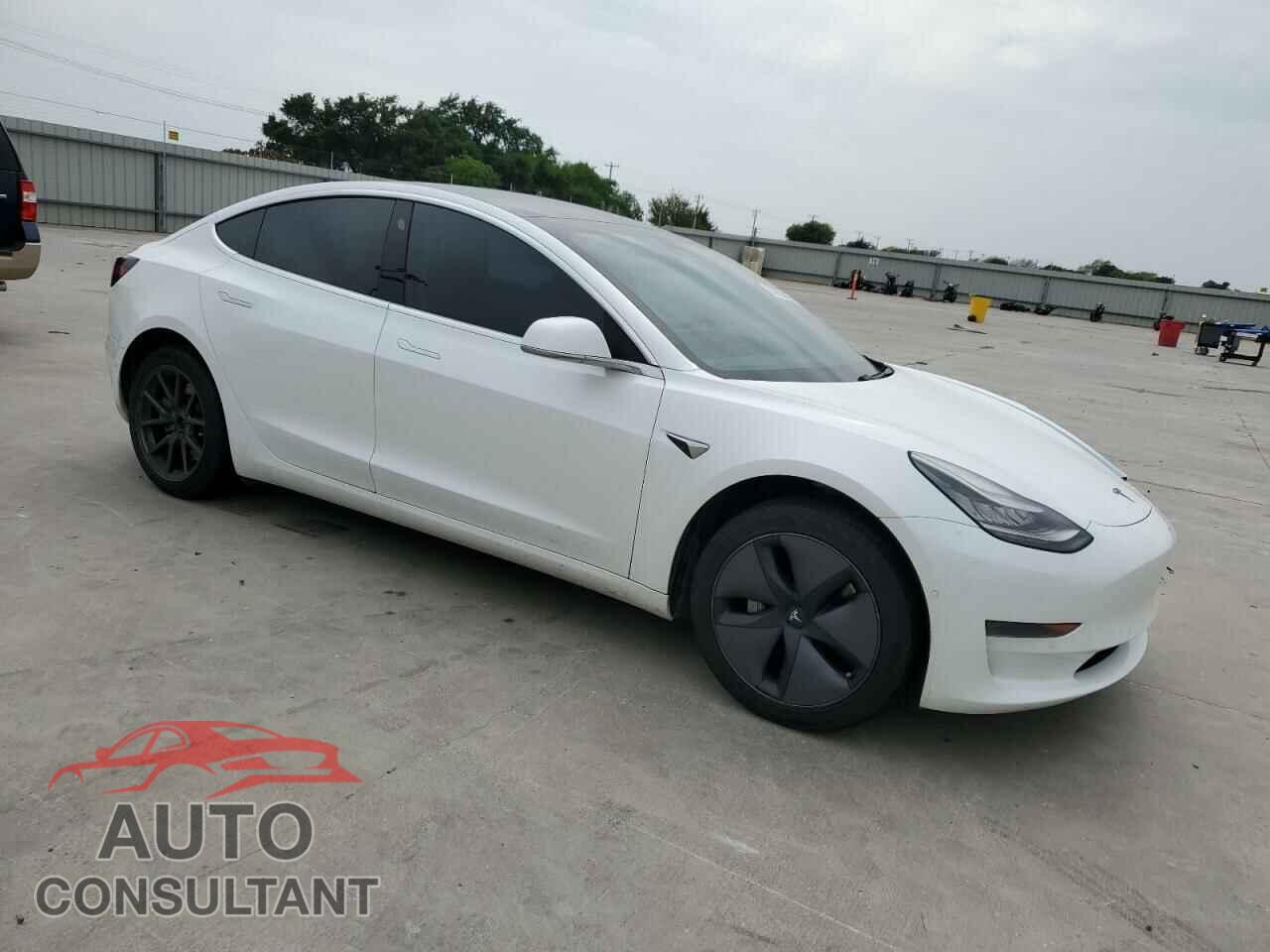 TESLA MODEL 3 2020 - 5YJ3E1EA0LF613246