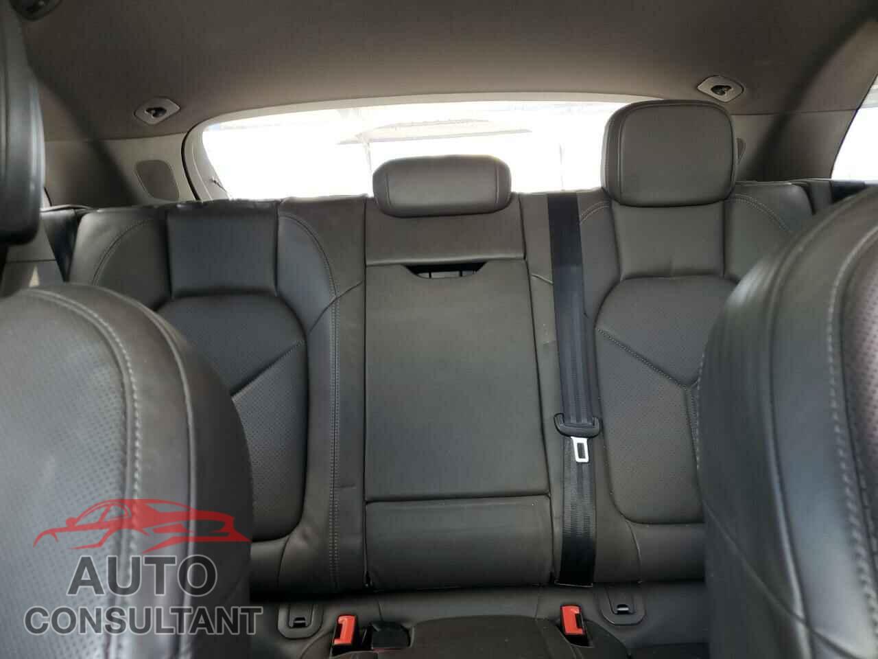 PORSCHE MACAN 2017 - WP1AA2A56HLB06999