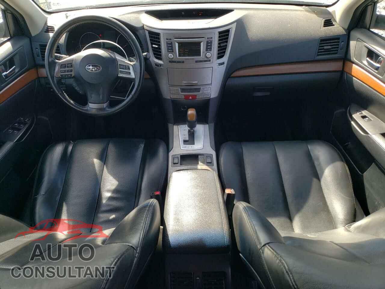 SUBARU OUTBACK 2014 - 4S4BRBLC3E3274360