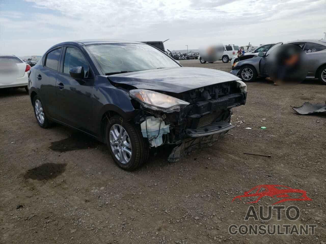 TOYOTA YARIS 2017 - 3MYDLBYV3HY155410