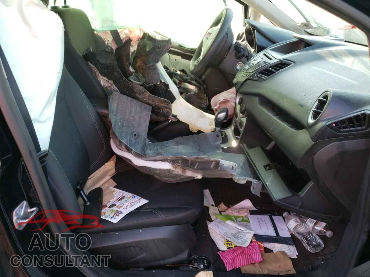 FORD FIESTA 2018 - 3FADP4BJ4JM100472