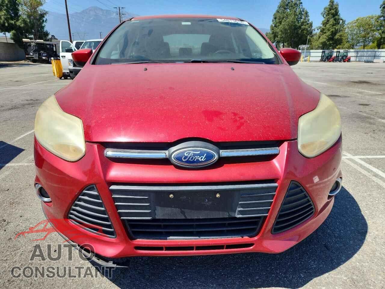 FORD FOCUS 2012 - 1FAHP3F28CL233108