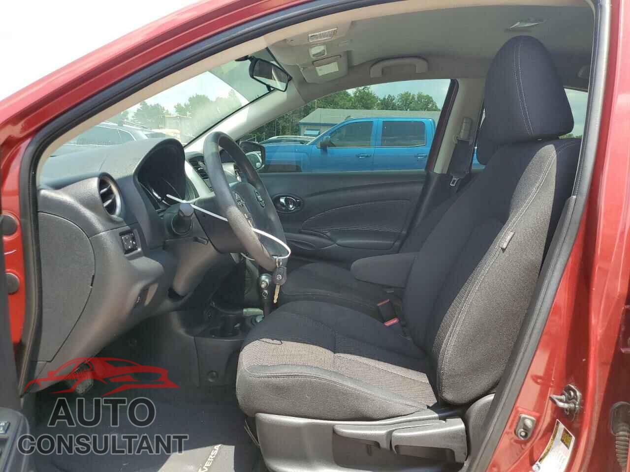 NISSAN VERSA 2017 - 3N1CN7AP3HL807908