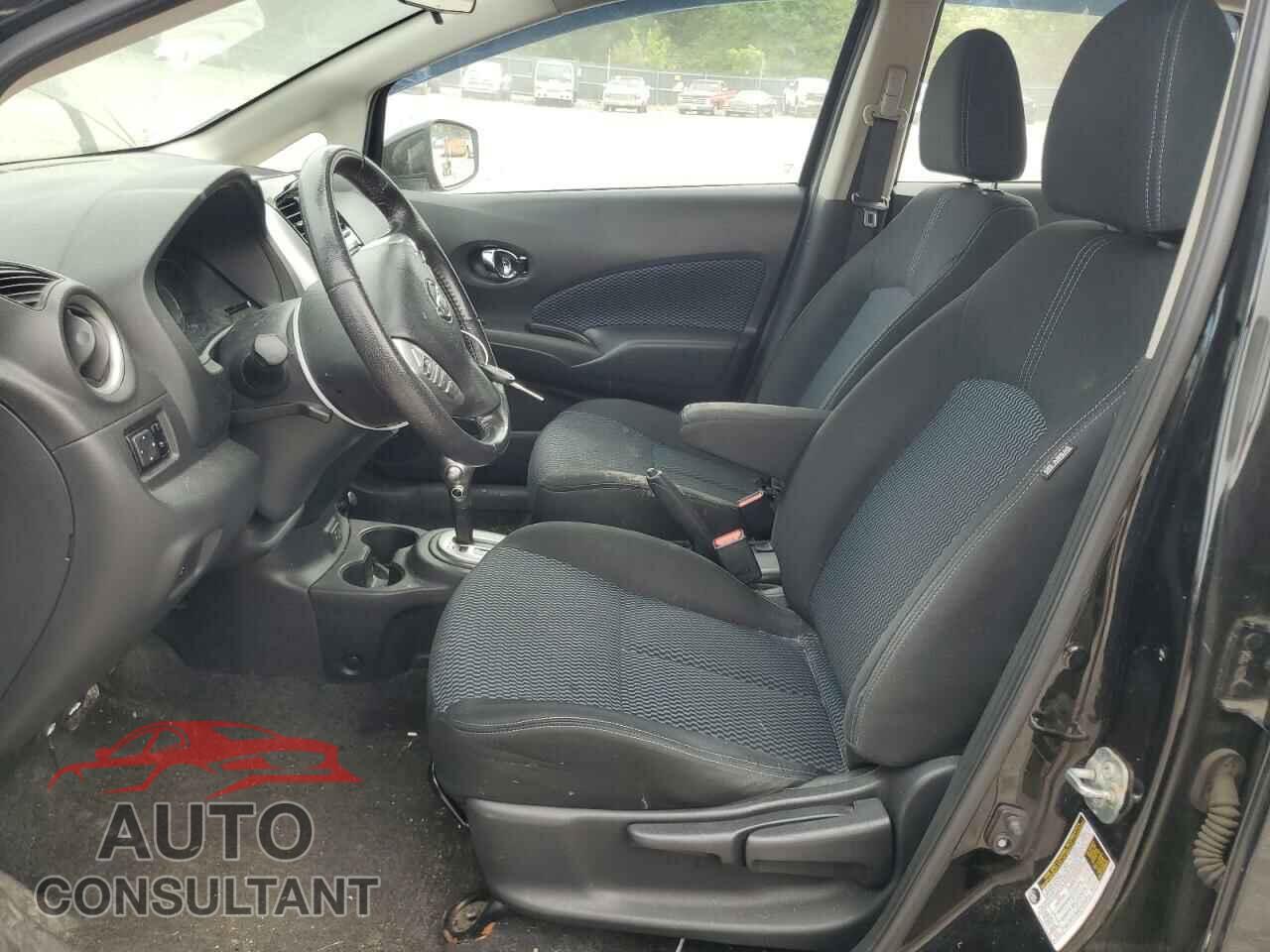 NISSAN VERSA 2018 - 3N1CE2CP0JL362985