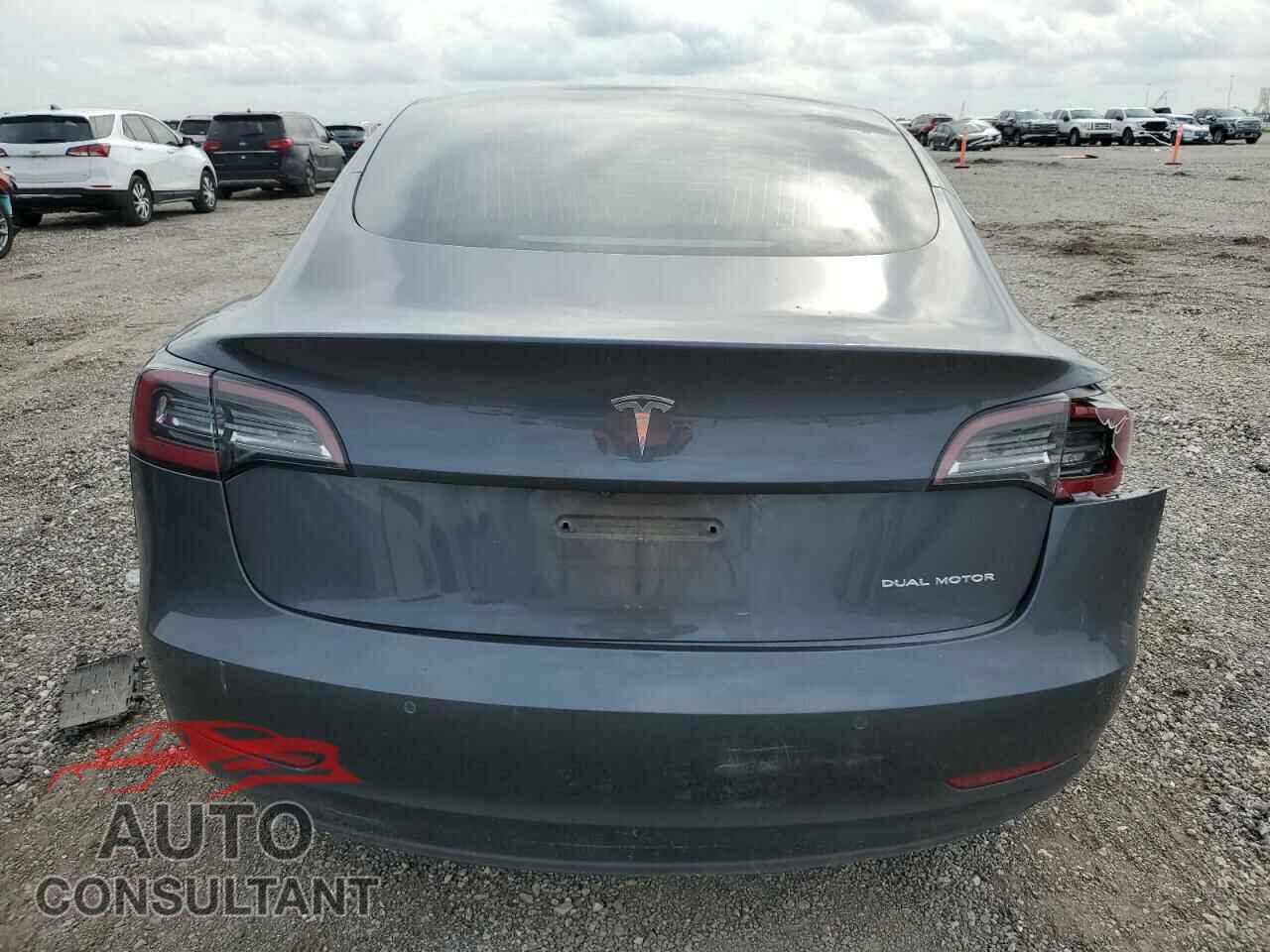 TESLA MODEL 3 2019 - 5YJ3E1EBXKF389362