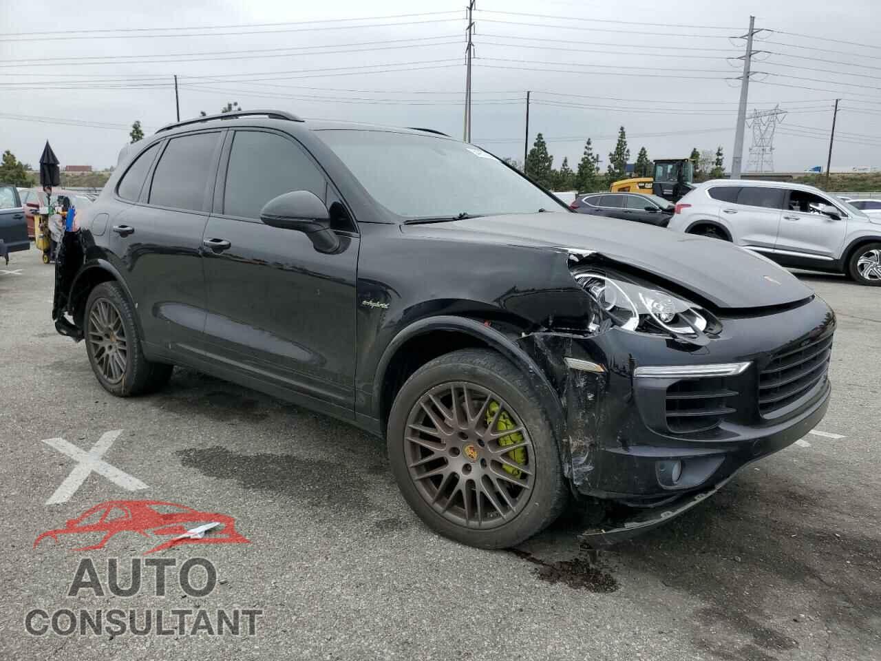 PORSCHE CAYENNE 2017 - WP1AE2A23HLA70764