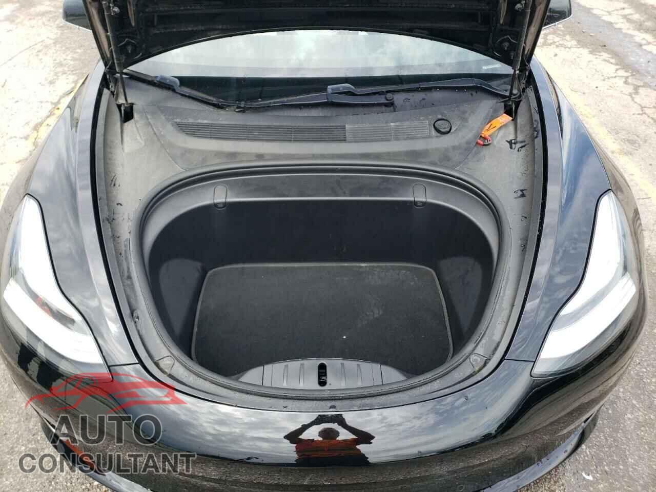 TESLA MODEL 3 2019 - 5YJ3E1EBXKF194829