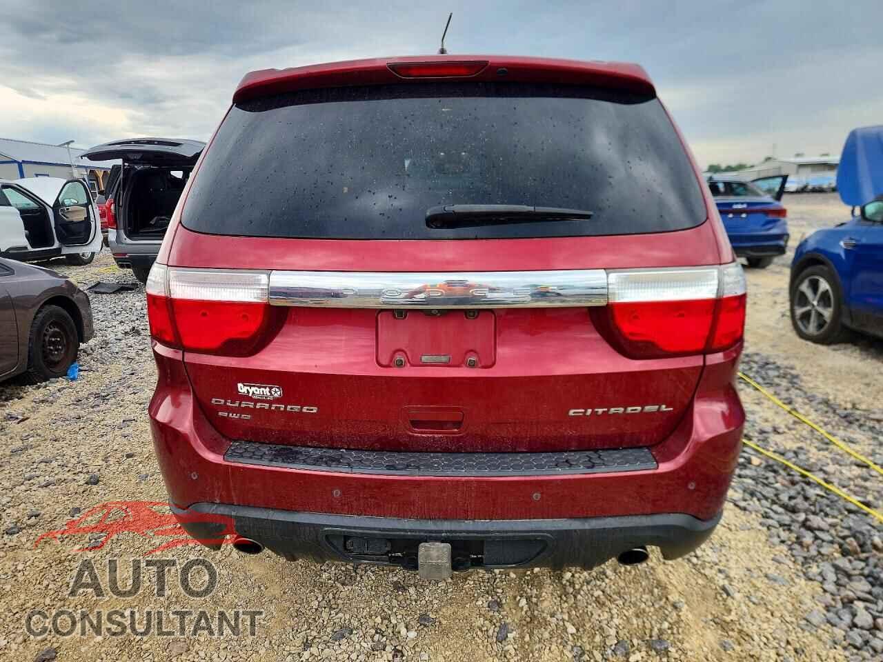 DODGE DURANGO 2013 - 1C4SDJETXDC666003