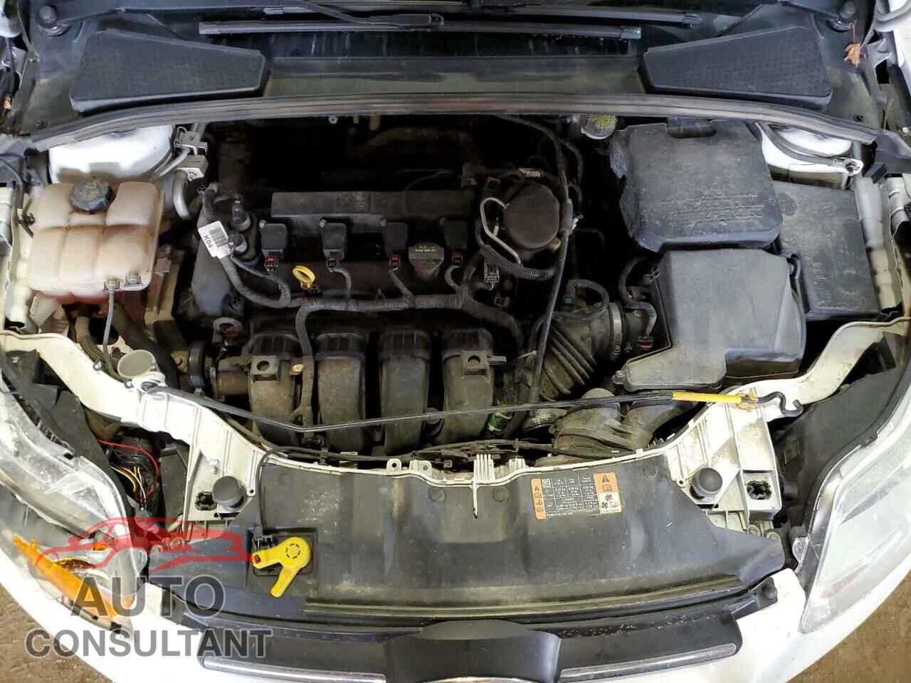 FORD FOCUS 2014 - 1FADP3F2XEL376305