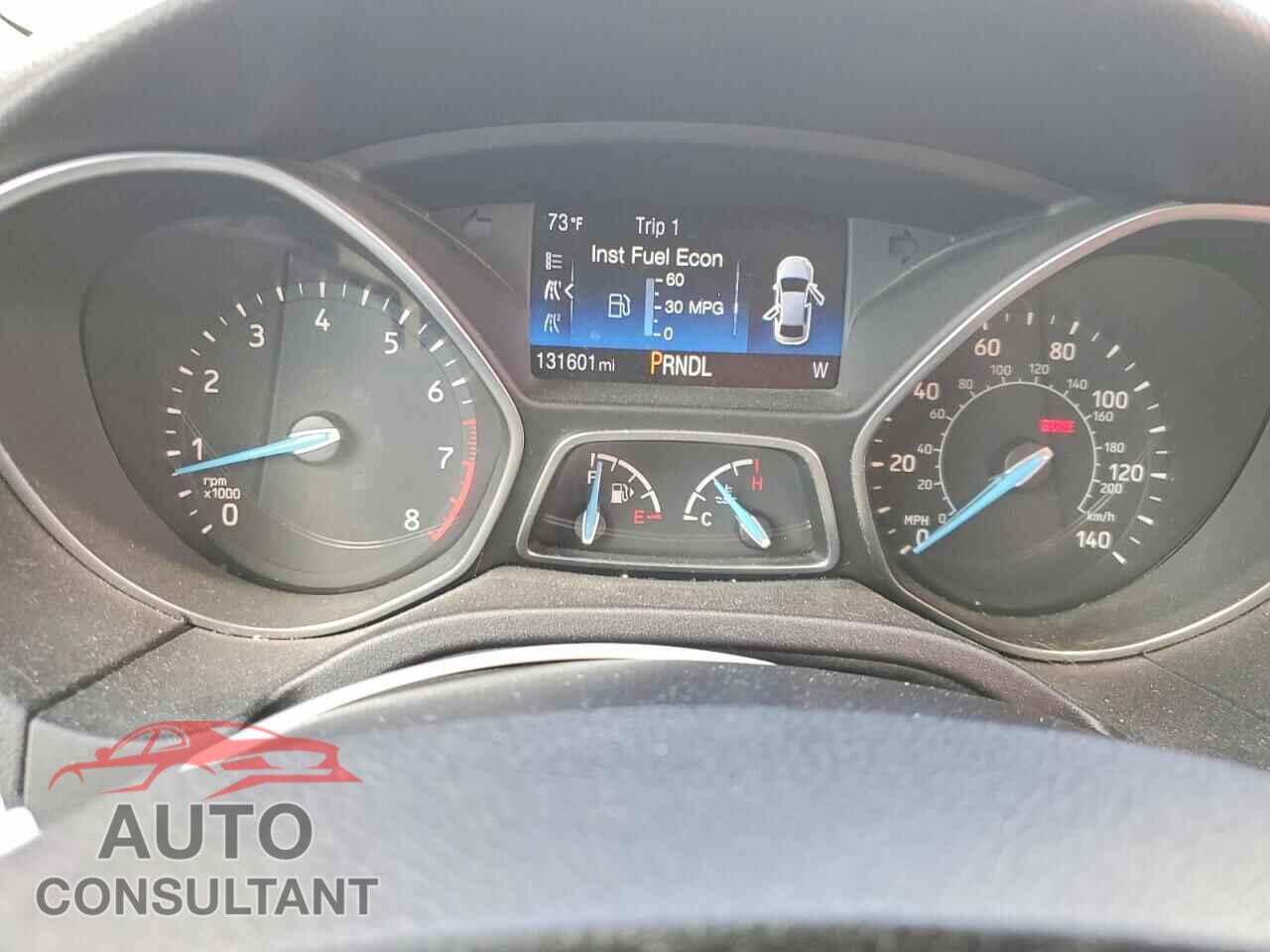 FORD FOCUS 2017 - 1FADP3F28HL223183