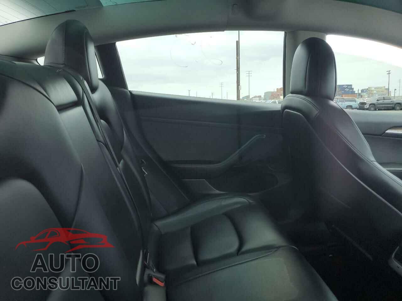 TESLA MODEL 3 2022 - 5YJ3E1EA6NF148023