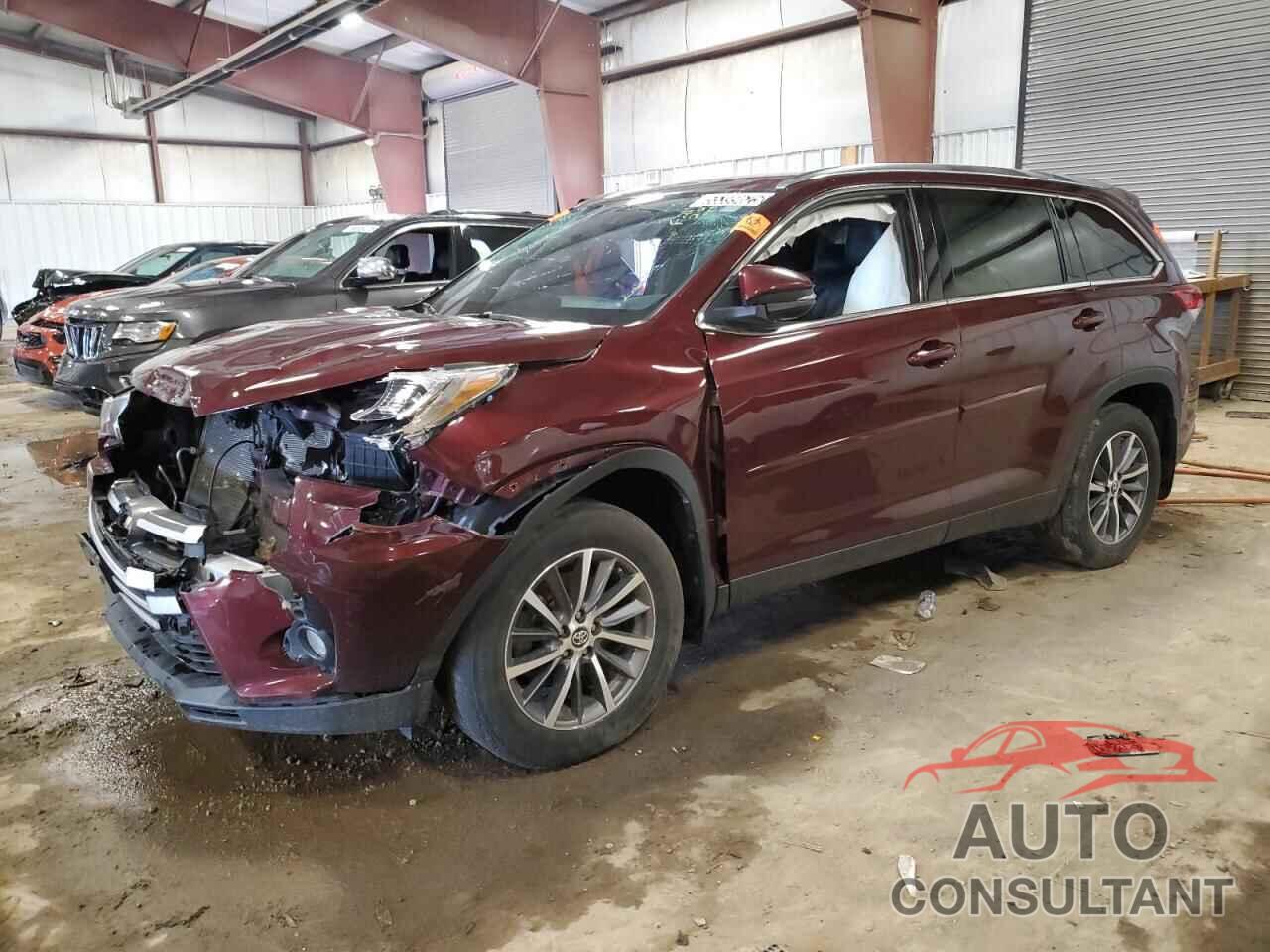 TOYOTA HIGHLANDER 2019 - 5TDJZRFH3KS978374