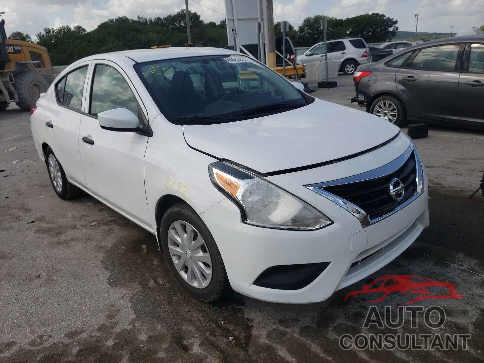 NISSAN VERSA 2018 - 3N1CN7AP3JL887801