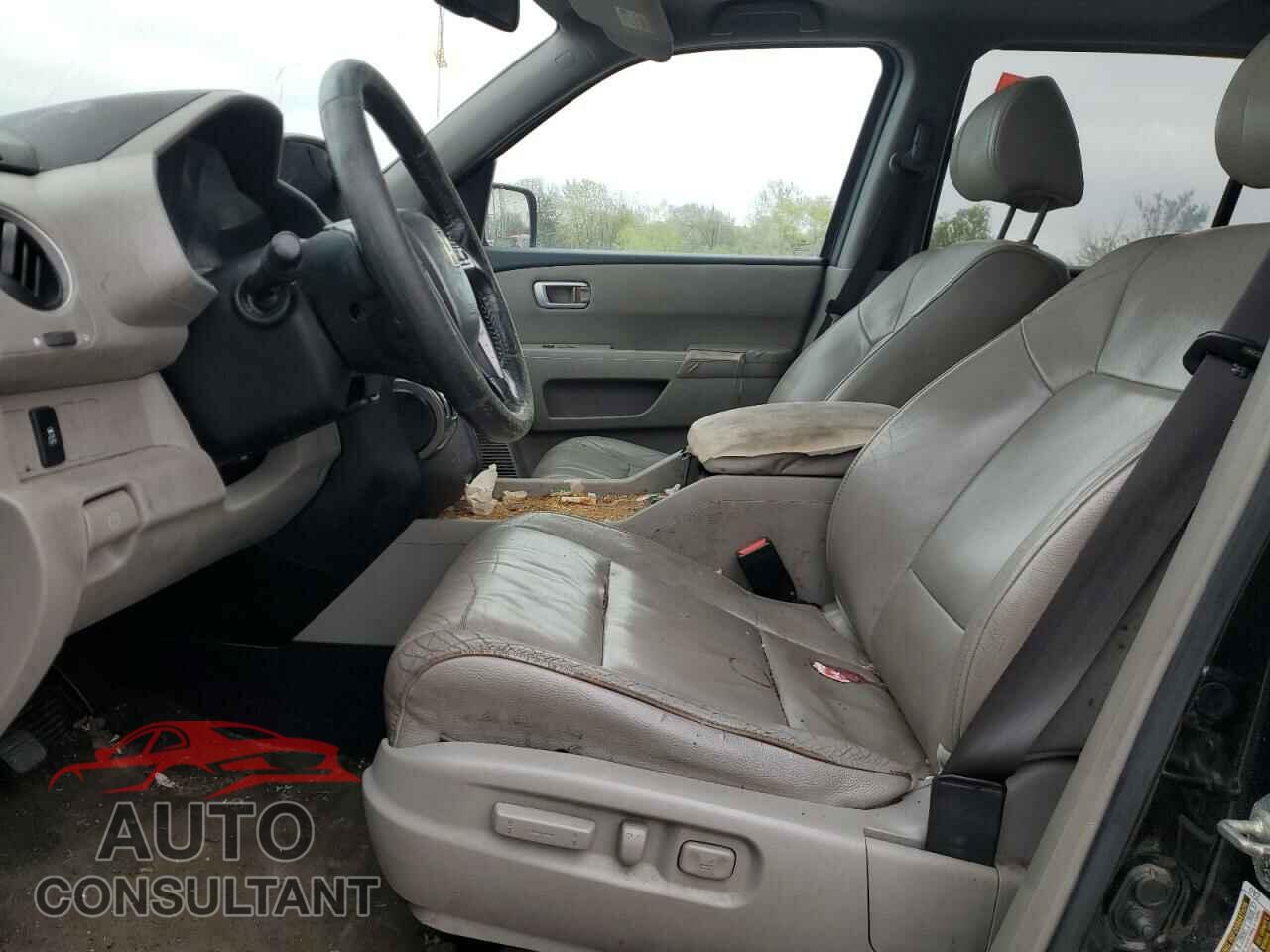HONDA PILOT 2013 - 5FNYF4H57DB003395