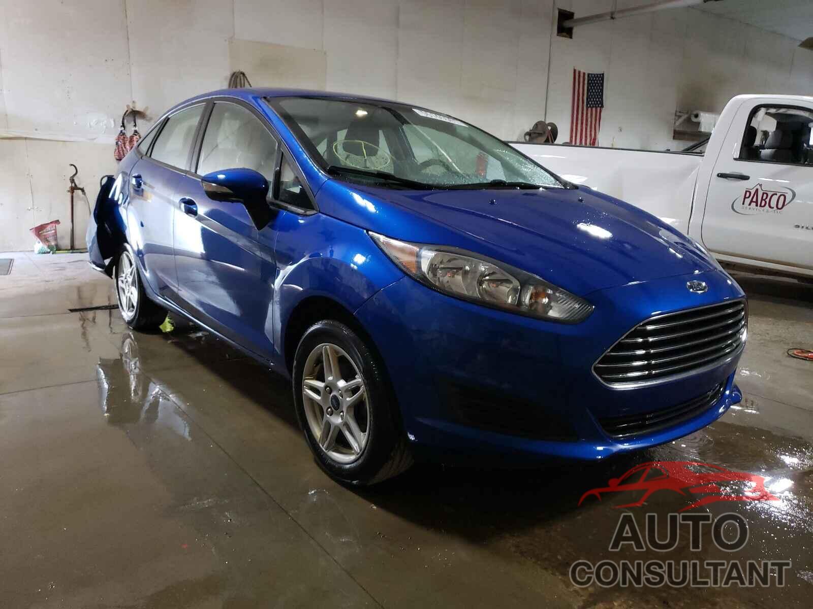 FORD FIESTA 2018 - 3FADP4BJ8JM134527