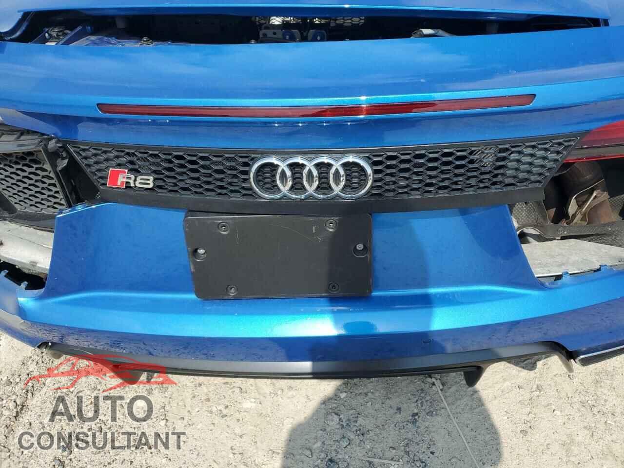 AUDI R8 2017 - WUAVACFX9H7904802