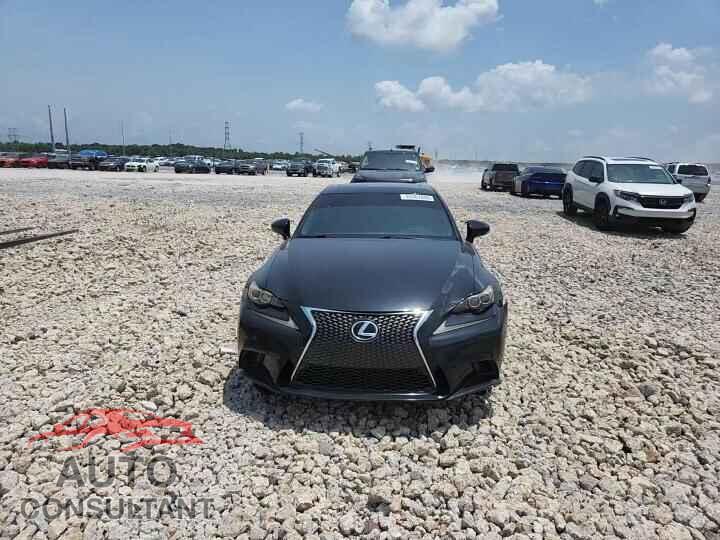 LEXUS IS 2015 - JTHBE1D22F5020482