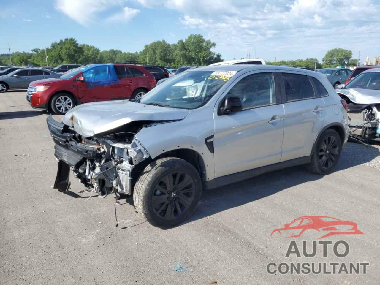 MITSUBISHI OUTLANDER 2022 - JA4ARUAU1NU020013