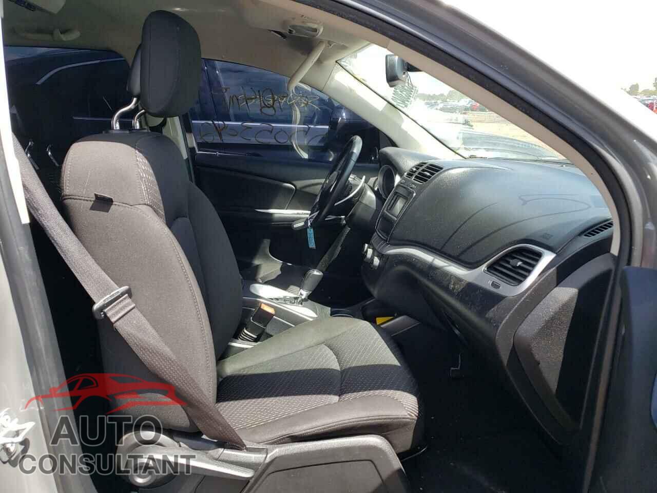 DODGE JOURNEY 2020 - 3C4PDCAB3LT262901
