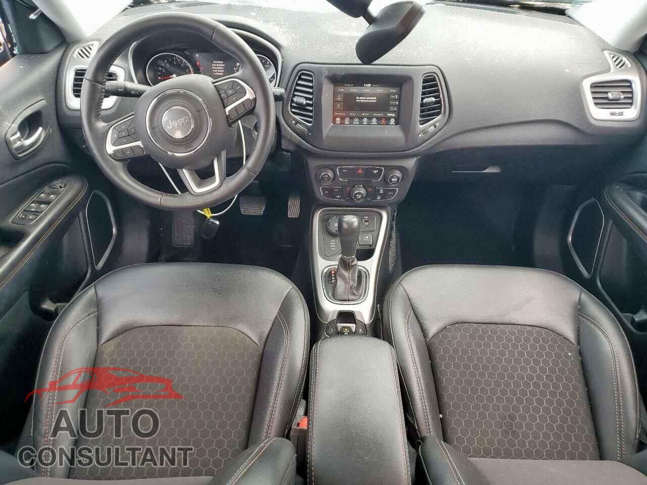 JEEP COMPASS 2019 - 3C4NJDBB2KT703341
