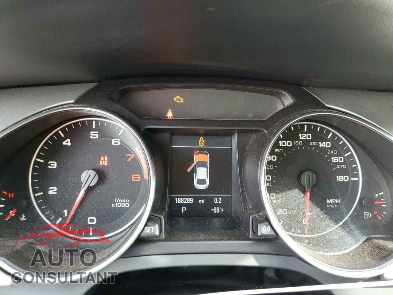 AUDI A5 2012 - WAULFAFR3CA001095