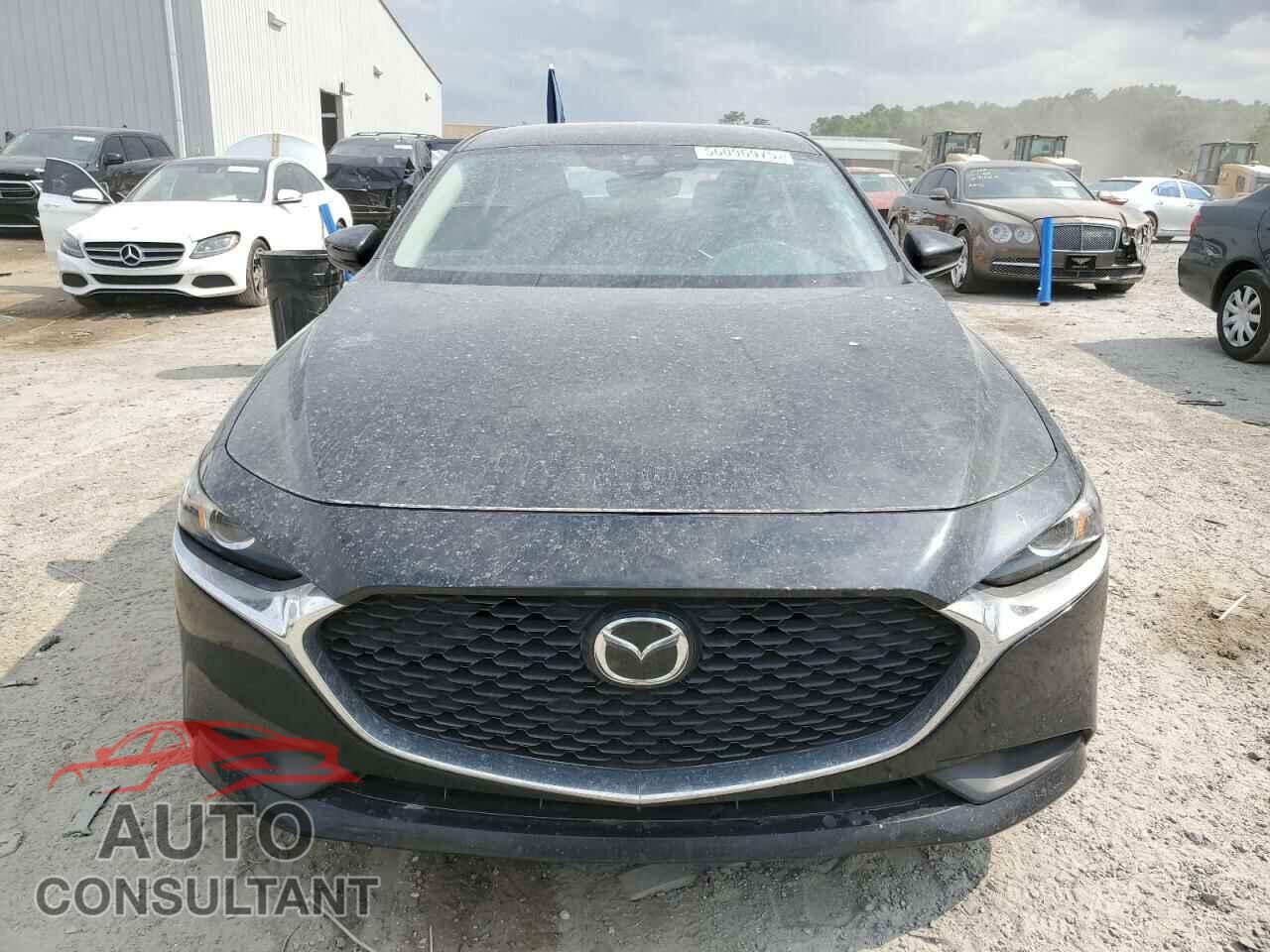MAZDA 3 2021 - JM1BPABLXM1320573