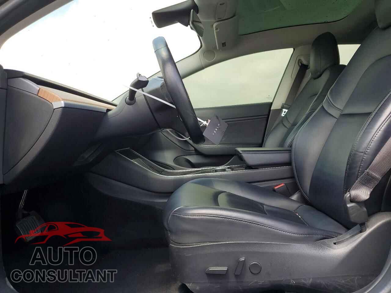 TESLA MODEL 3 2017 - 5YJ3E1EA2HF003128