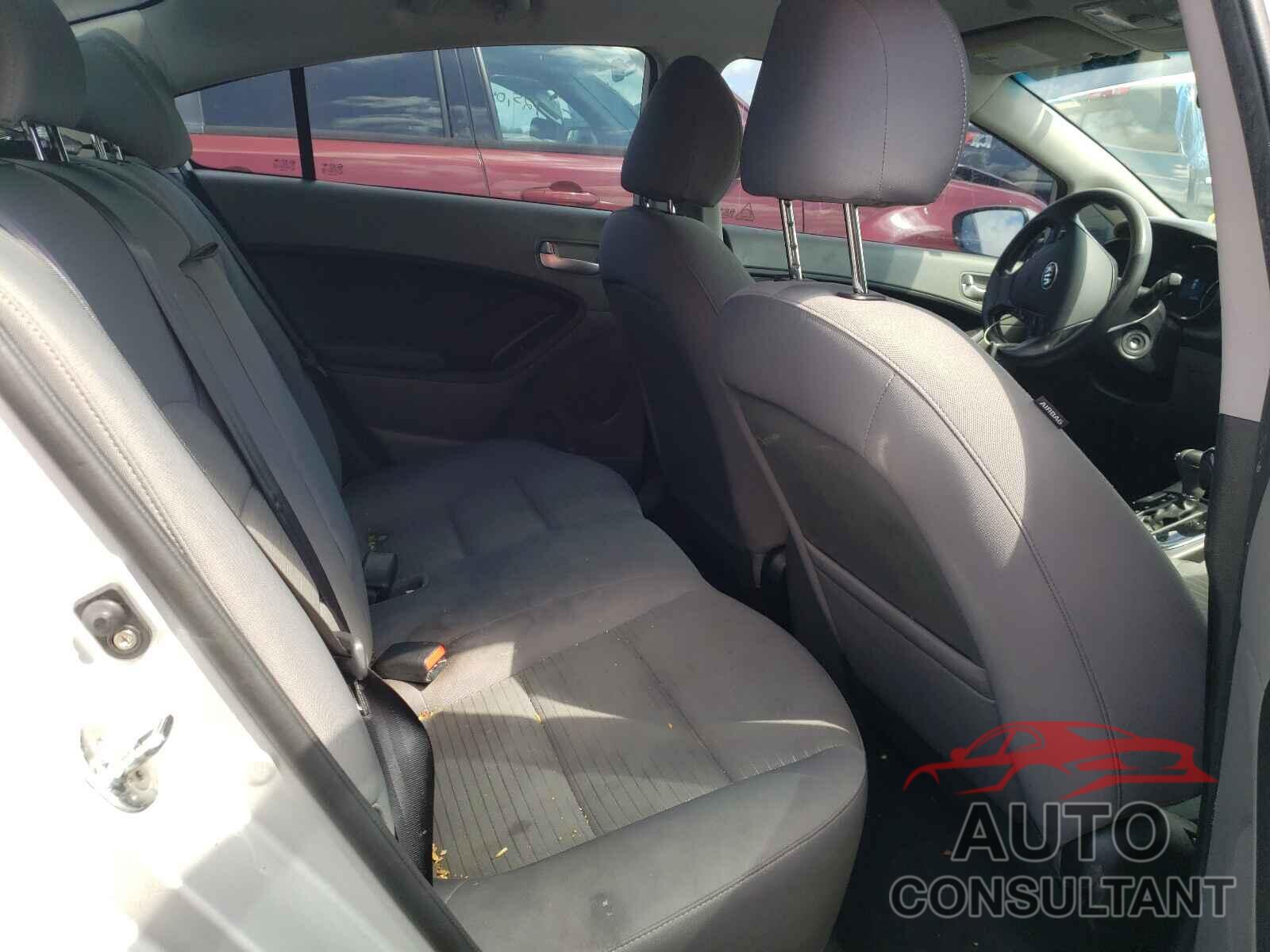 KIA FORTE 2018 - 3KPFL4A79JE284600