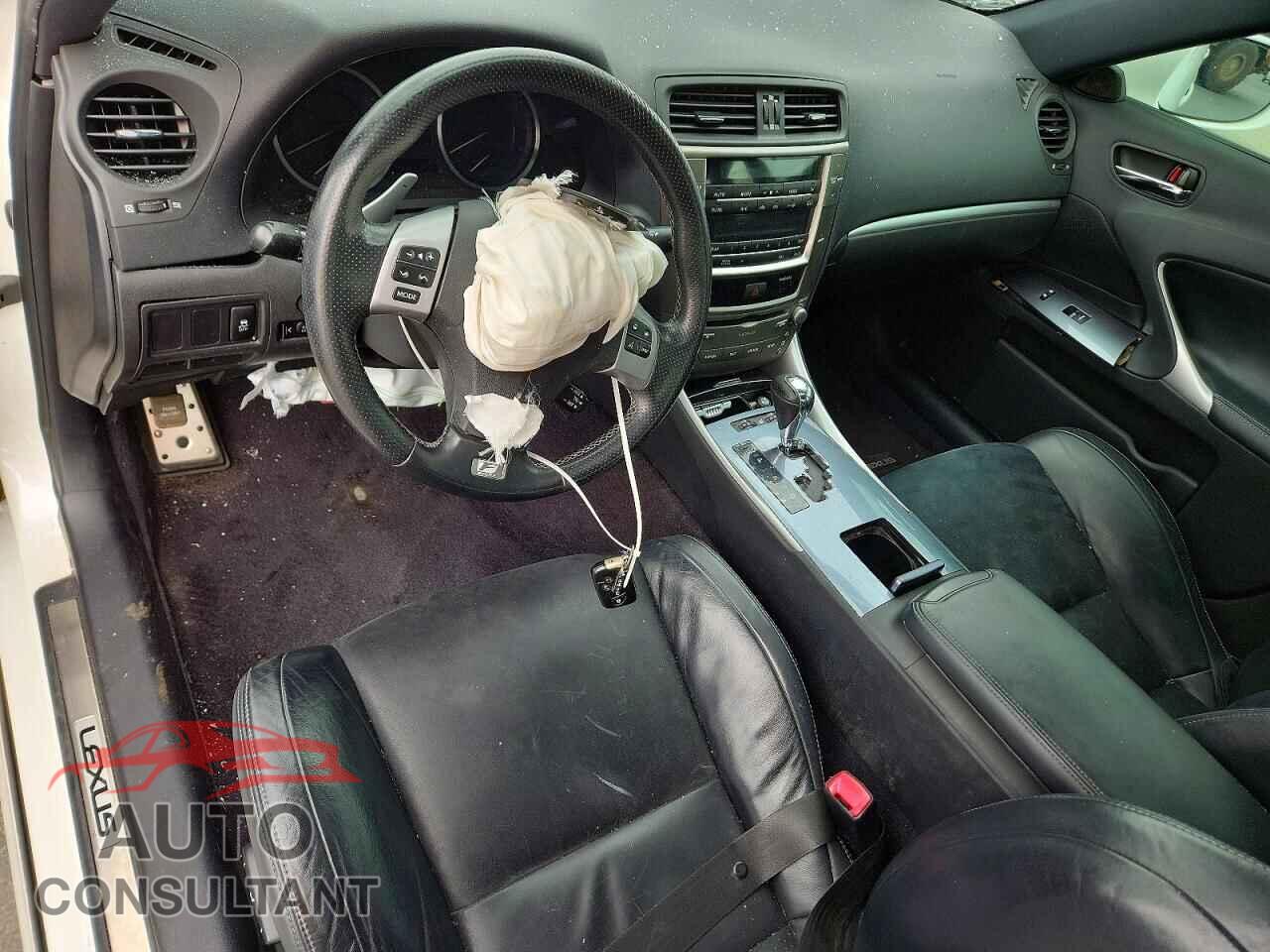 LEXUS IS 2012 - JTHBF5C28C5181520