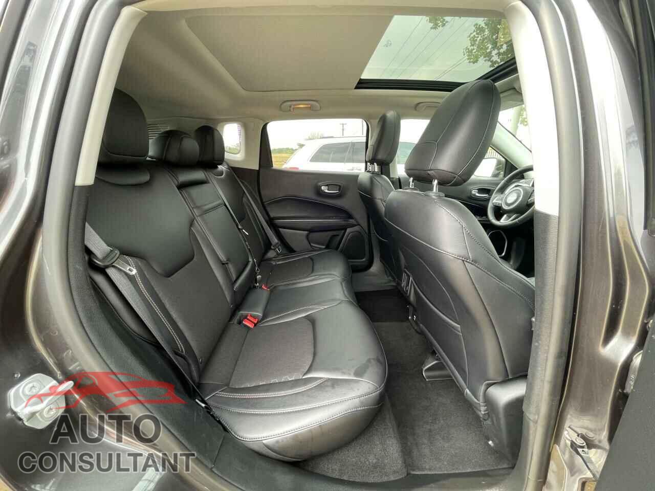 JEEP COMPASS 2017 - 3C4NJCBB9HT661186