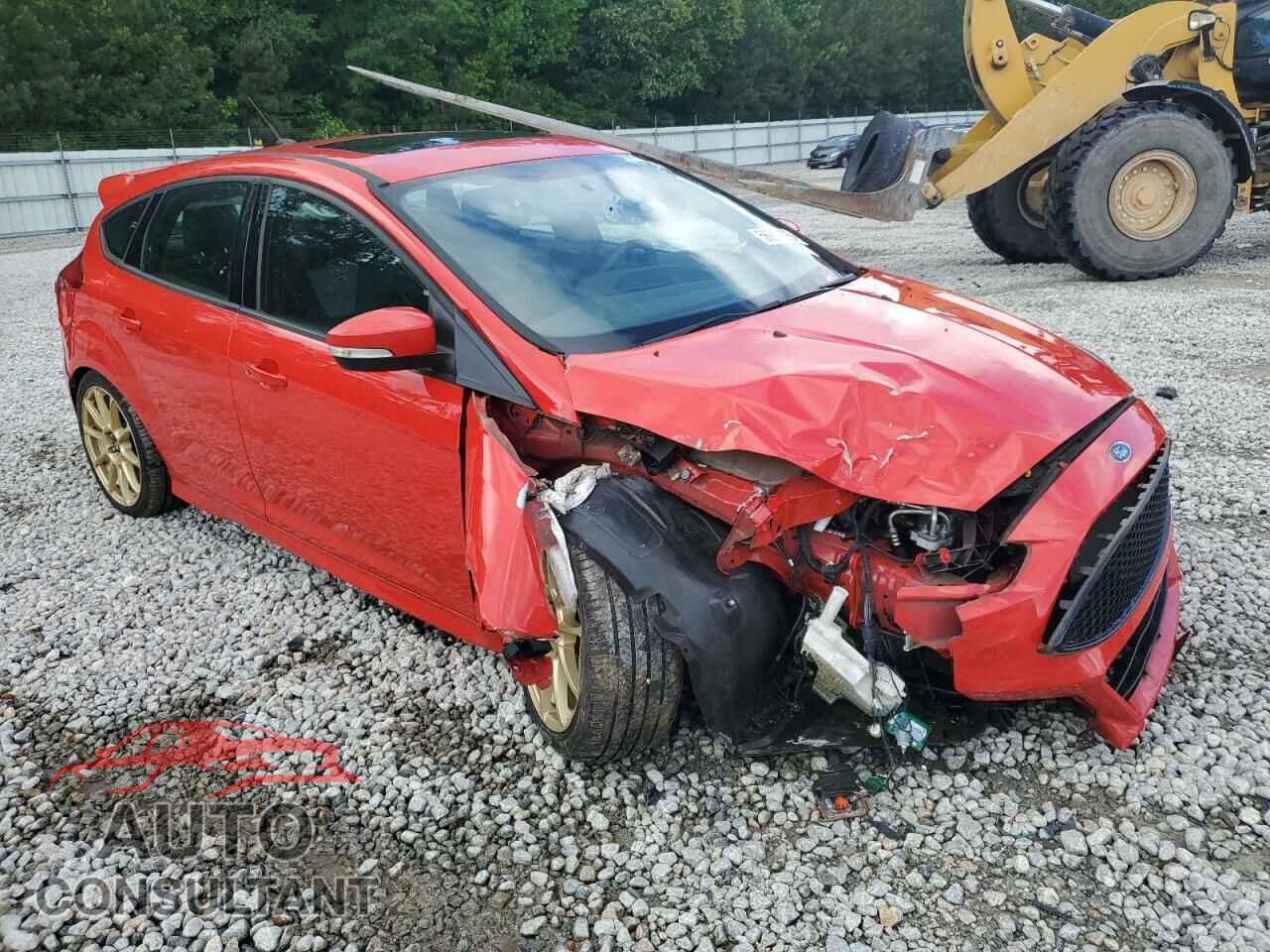 FORD FOCUS 2017 - 1FADP3L9XHL218326