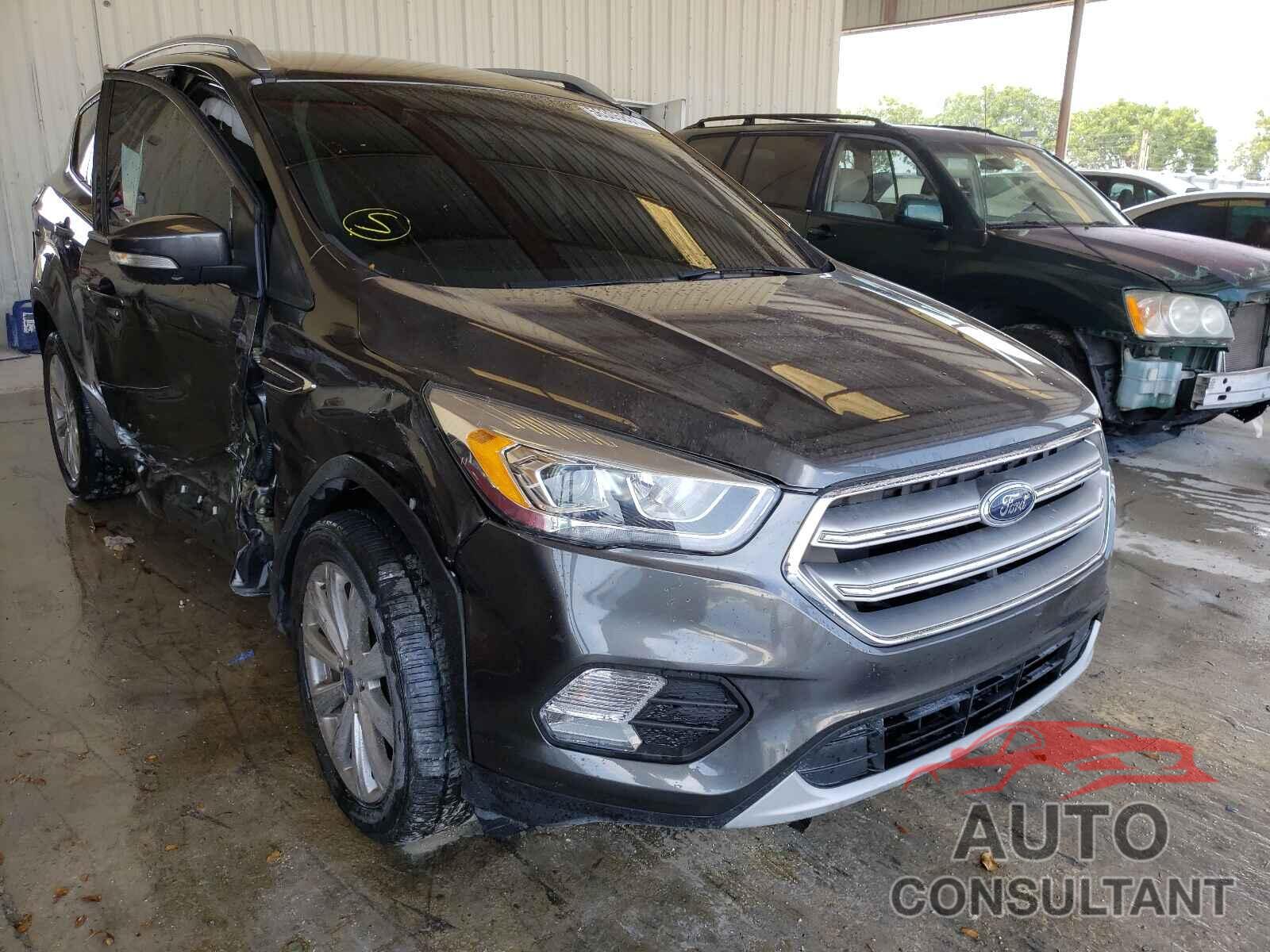 FORD ESCAPE 2017 - 1FMCU0J97HUE91200