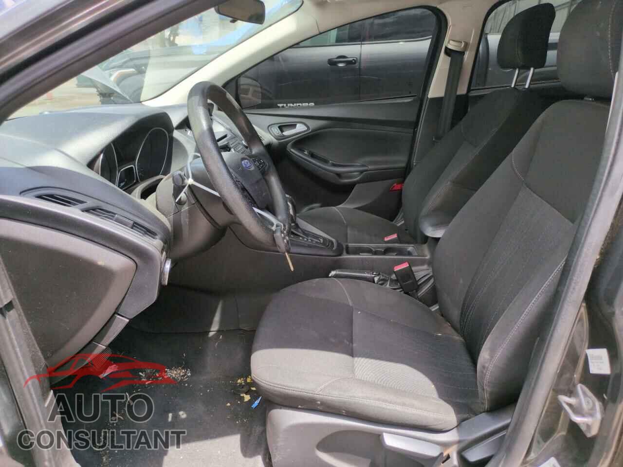 FORD FOCUS 2015 - 1FADP3F29FL328828