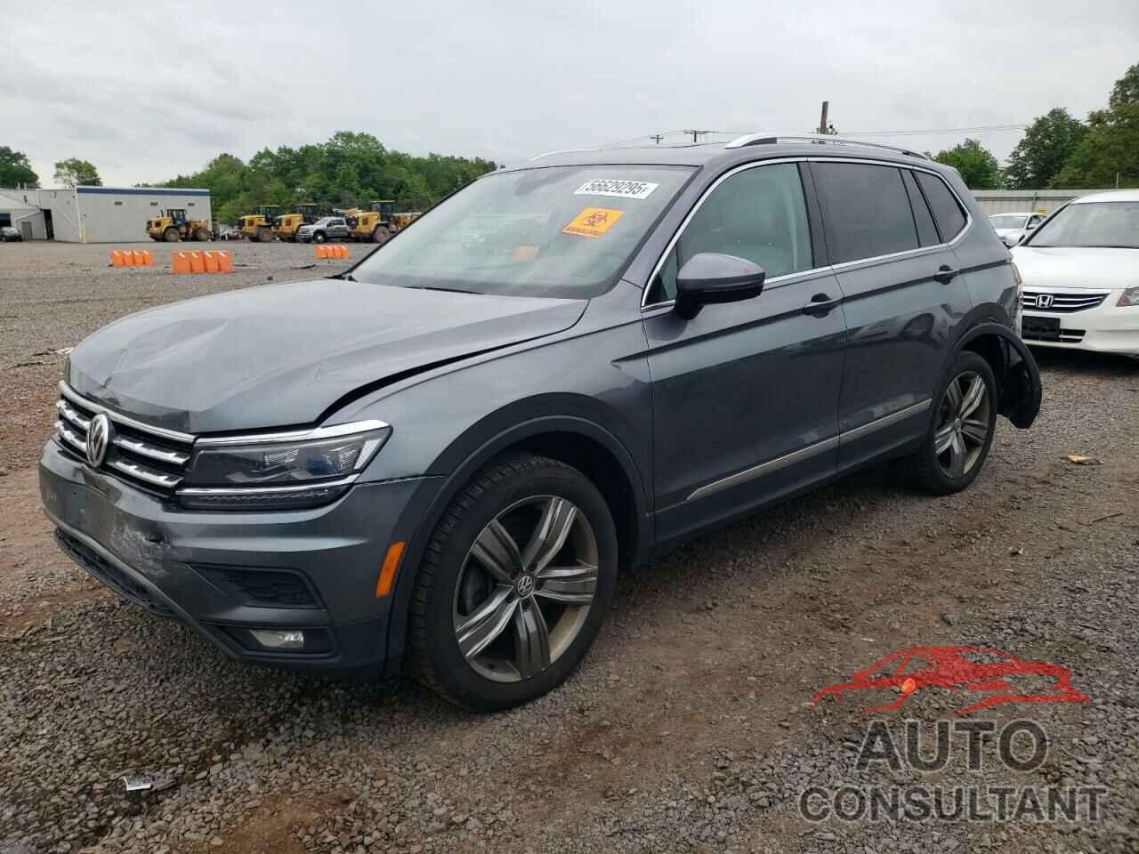 VOLKSWAGEN TIGUAN 2018 - 3VV5B7AX5JM055046