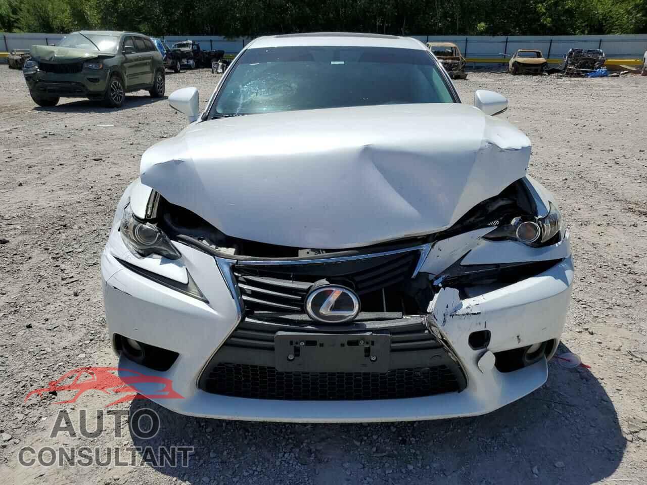 LEXUS IS 2014 - JTHBF1D25E5033920