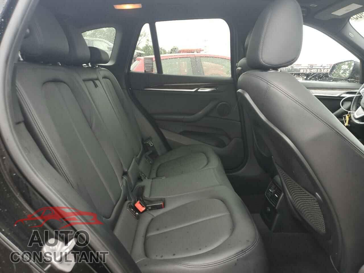 BMW X1 2016 - WBXHT3C35GP883955