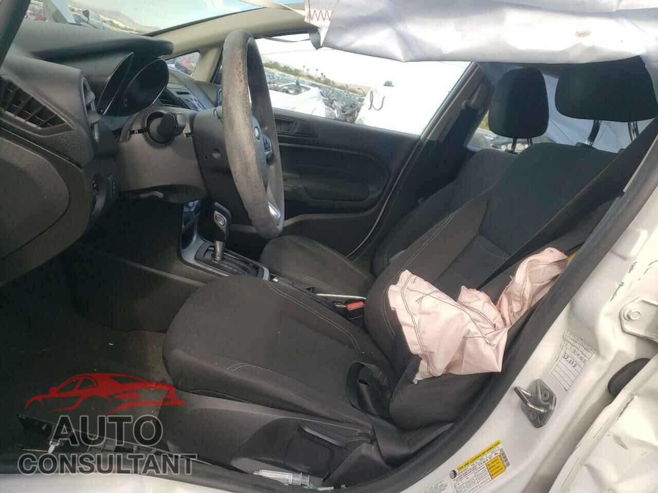 FORD FIESTA 2017 - 3FADP4EJ7HM113688