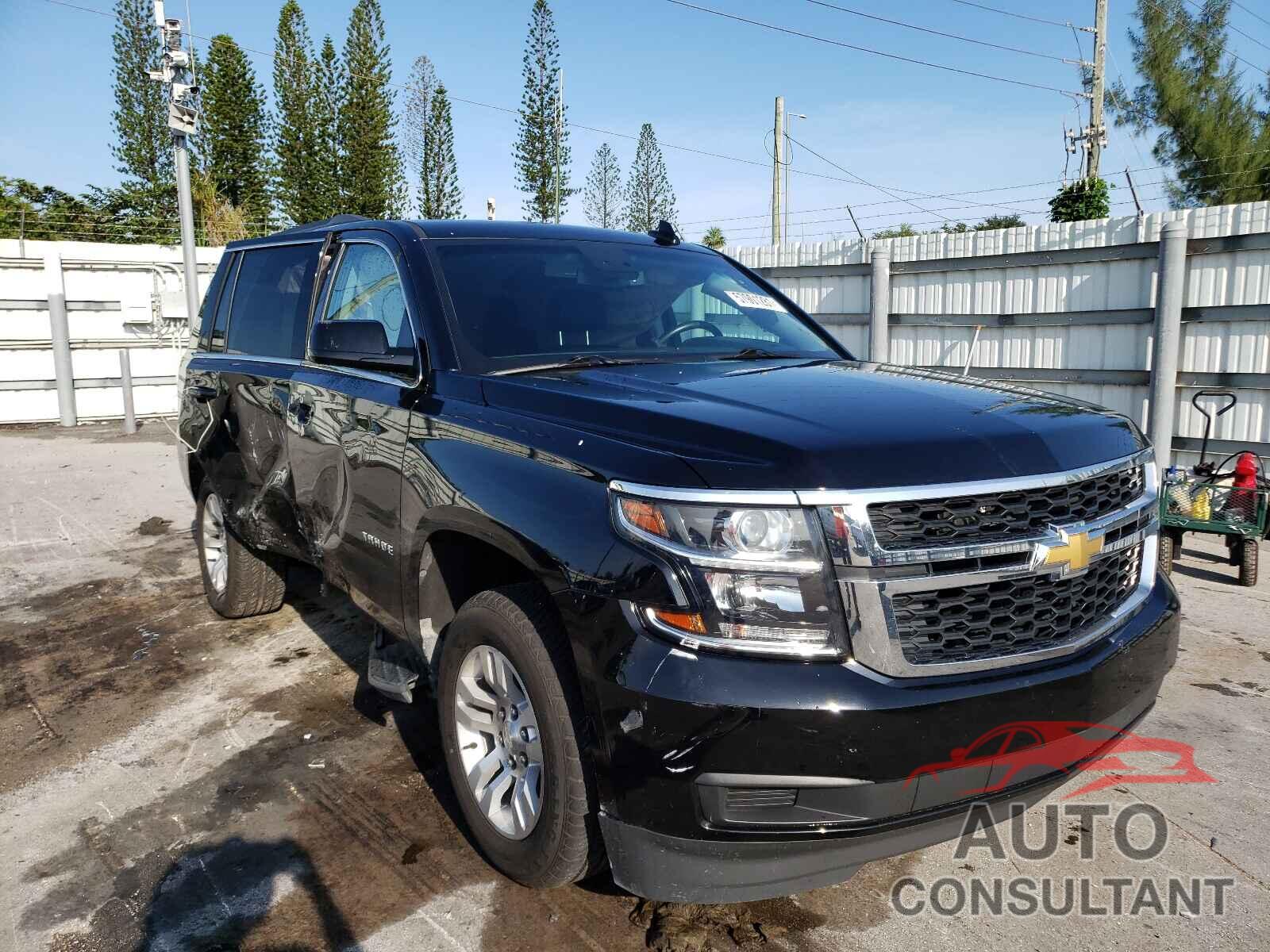 CHEVROLET TAHOE 2018 - 1GNSCBKC6JR203577