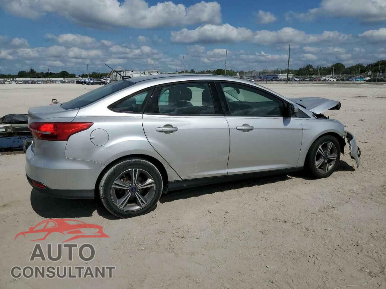 FORD FOCUS 2017 - 1FADP3FE6HL330937