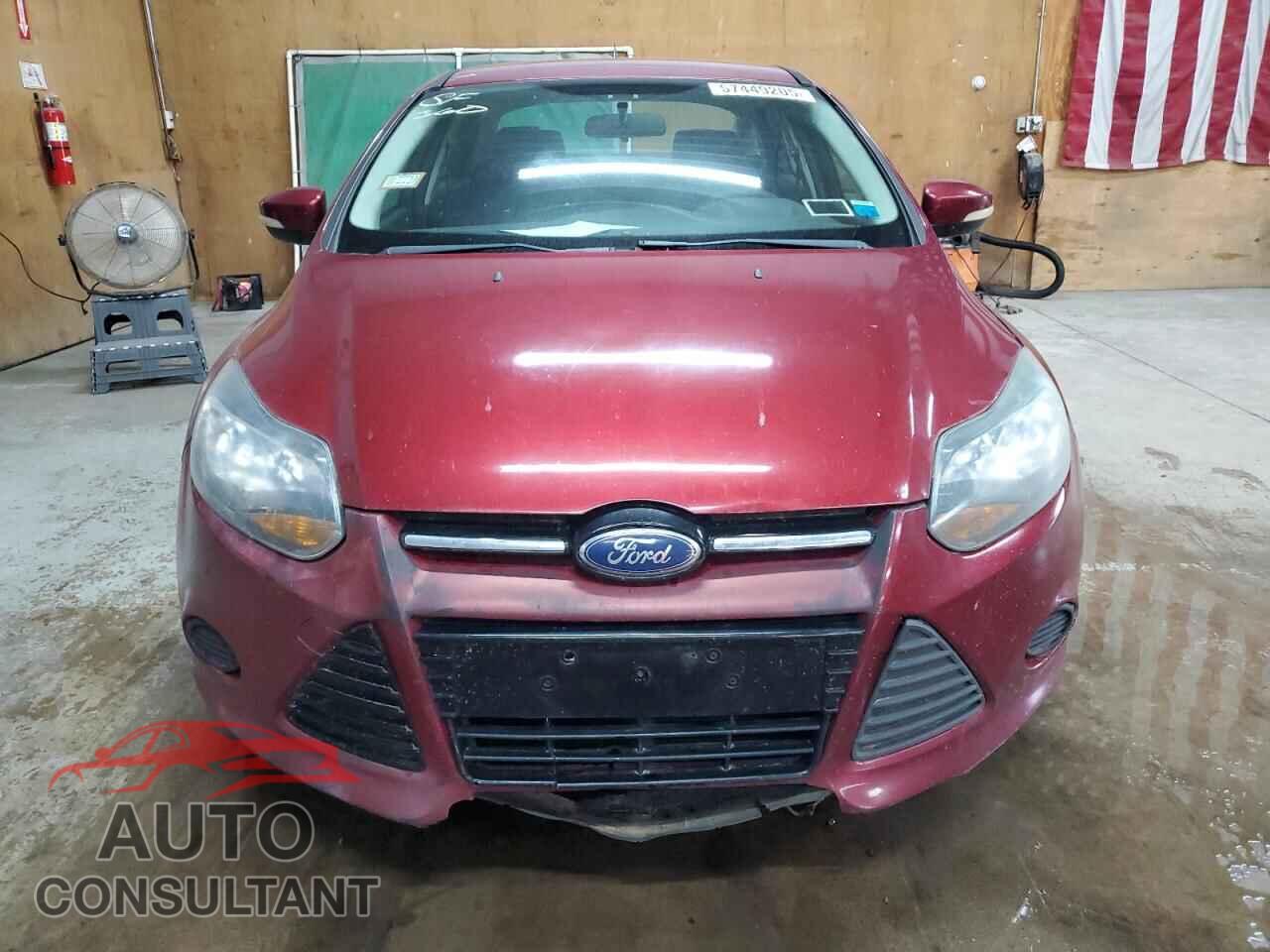 FORD FOCUS 2014 - 1FADP3F27EL152103