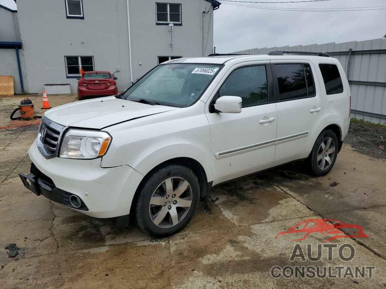 HONDA PILOT 2015 - 5FNYF4H99FB011309