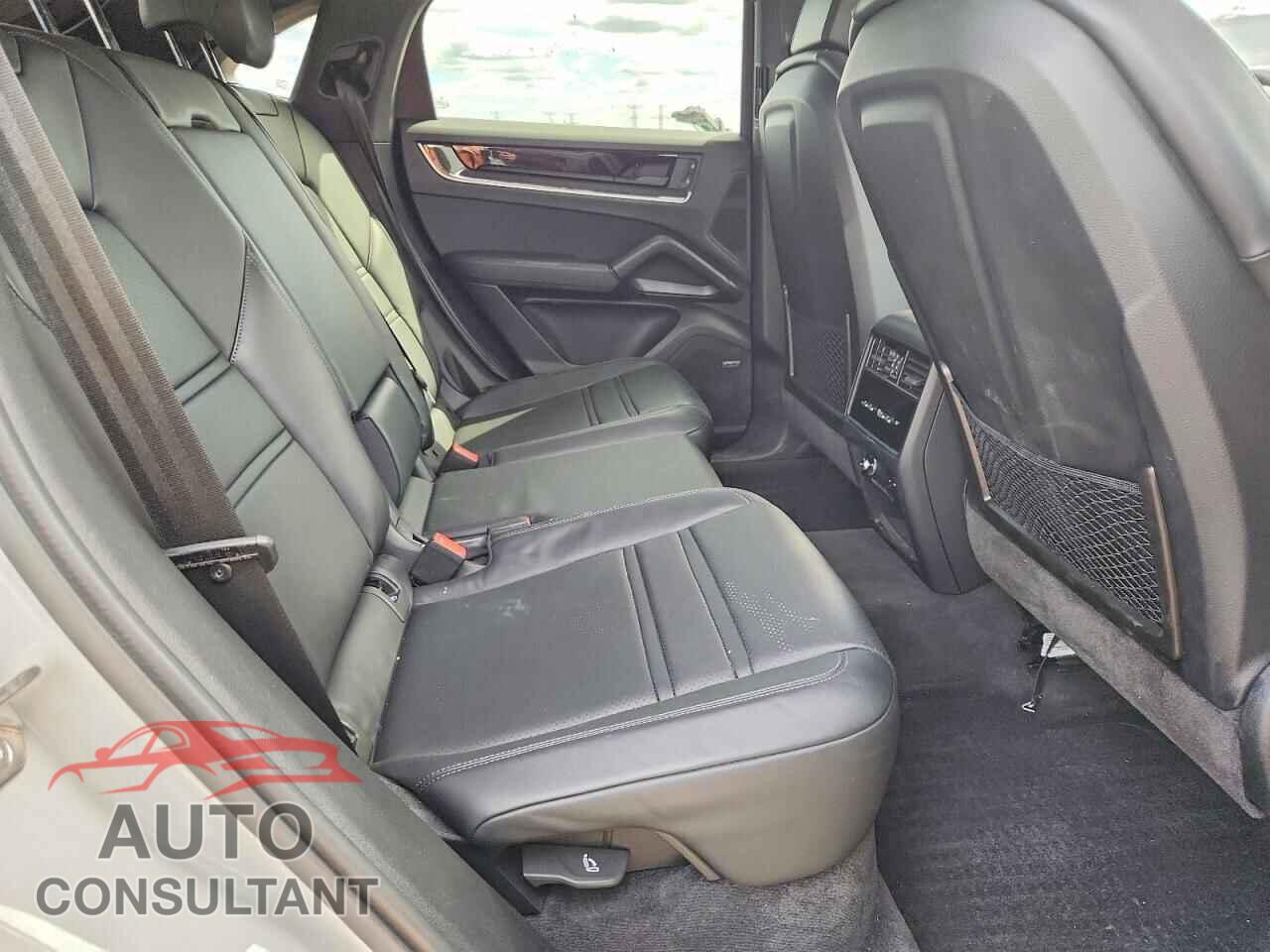 PORSCHE CAYENNE 2024 - WP1BA2AY5RDA54565
