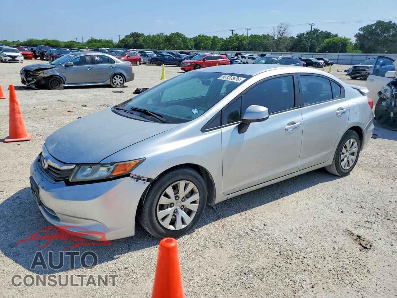 HONDA CIVIC 2012 - 2HGFB2F57CH608439